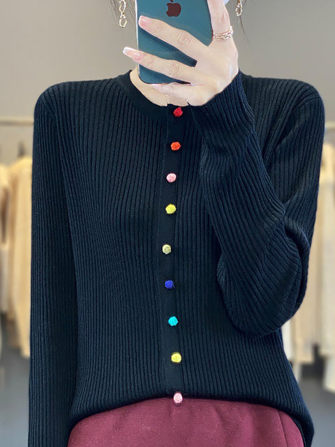 Pull en coton à col rond et boutons colorés pour femme