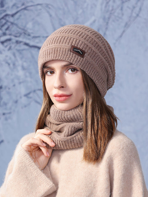 Bonnet et écharpe en tricot doublés de polaire coupe-vent et chauds pour l'hiver