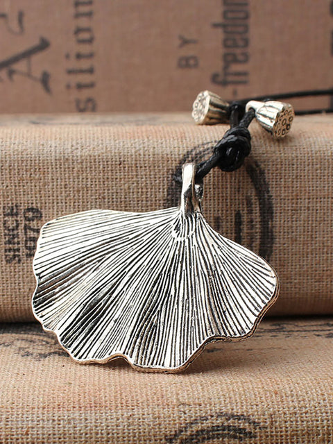 Collier de pull artistique Ginkgo en alliage vintage