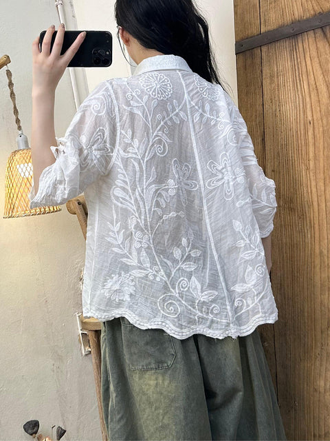 Chemise à col rabattu avec broderie florale artistique pour femme