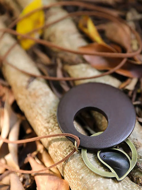 Collier pendentif en bois rond en forme d'oiseau en métal mignon