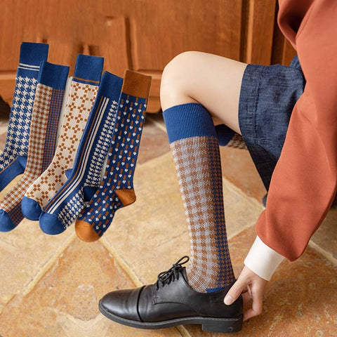 5 paires de chaussettes longues chaudes à carreaux vintage pour femmes